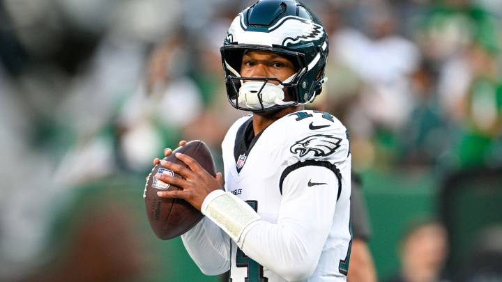 Eagles waive Dorian Thompson-Robinson as they trim roster – NBC10 Philadelphia