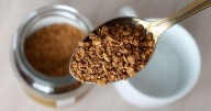 Anuncian el retiro urgente de esta marca de café de todos los supermercados del país por contener vidrio