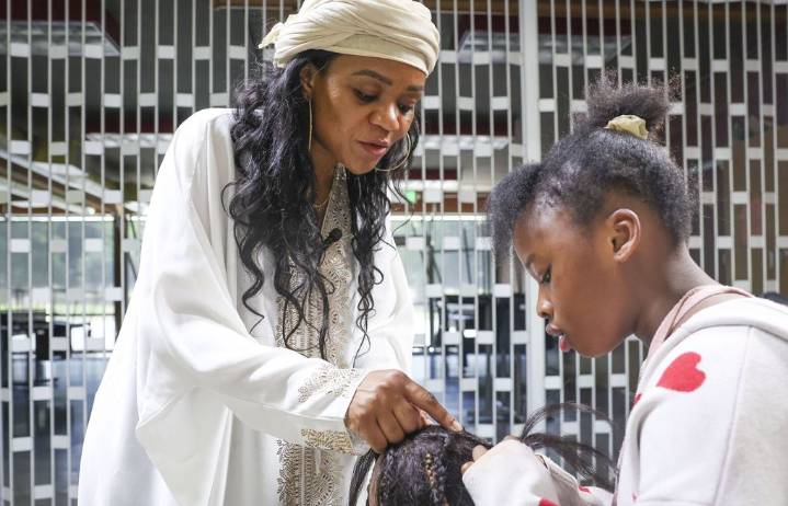 WA summer camp training ‘braid buddies’ aims to empower young girls