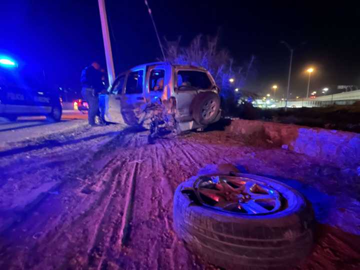 Guardias Nacionales ebrios provocan accidente y chocan contra policías municipales
