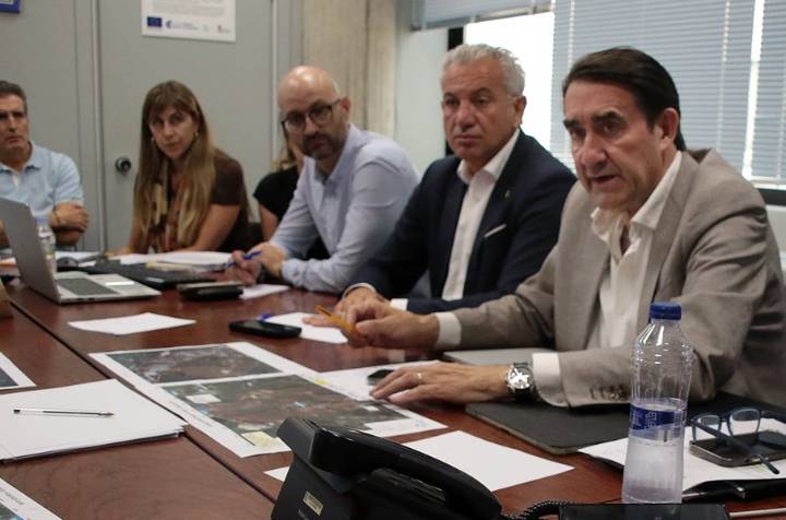 CSIF asegura que el operativo de incendios “colapsó” y el consejero de Medio Ambiente “de vinos” en Gijón