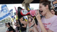 Bloqueos y quema de neumáticos: protestas masivas en Israel por la liberación de los rehenes en Gaza