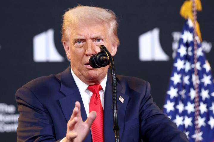 Trump says he will name new Fed chair ‘a little bit earlier’
