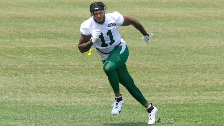 Jets' Jermaine Johnson already has Game 1 face on