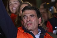 Opositor Rodrigo Paz venció a las encuestas gracias al voto de los "indecisos" en Bolivia
