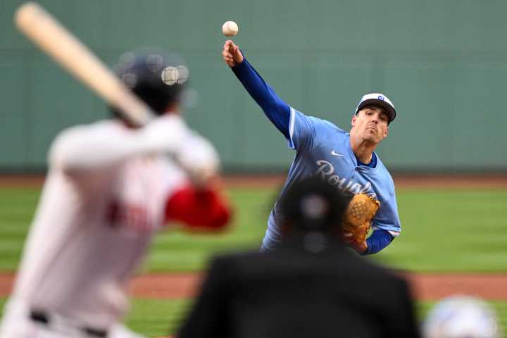 Ryan Bergert solid in Royals debut, but little offensive support leads to 6