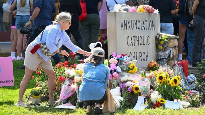 GOP rehabilitates ‘thoughts and prayers’ after Minneapolis shooting   
