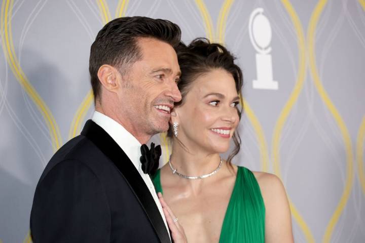Hugh Jackman and Sutton Foster Spotted at DC’s Bar Angie