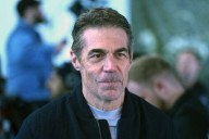 ESPN’s Chris Fowler Pays Tribute To Father’s Cancer Battle as He Names Favorite College Football Story ESPN's Chris Fowler shares an remembers his father in an emotional encounter after calling out hi