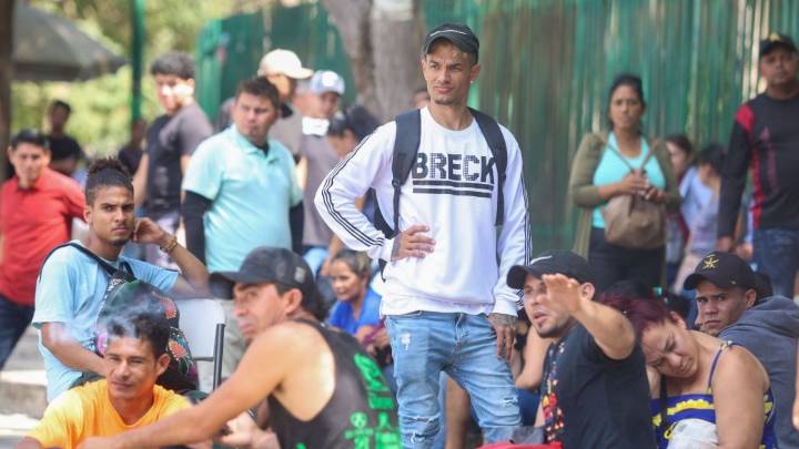 Cuatro de cada 10 migrantes que llegaron a EU fueron mexicanos y venezolanos, revela estudio
