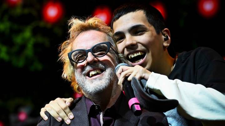 Ante miles de fans, Milo J y Mex Urtizberea anunciaron el disco de ¡FAlklore!: “Ustedes lo hicieron posible”