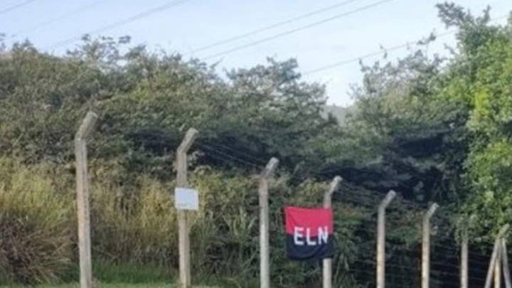 Instalaron bandera del ELN en Piedecuesta, Santander