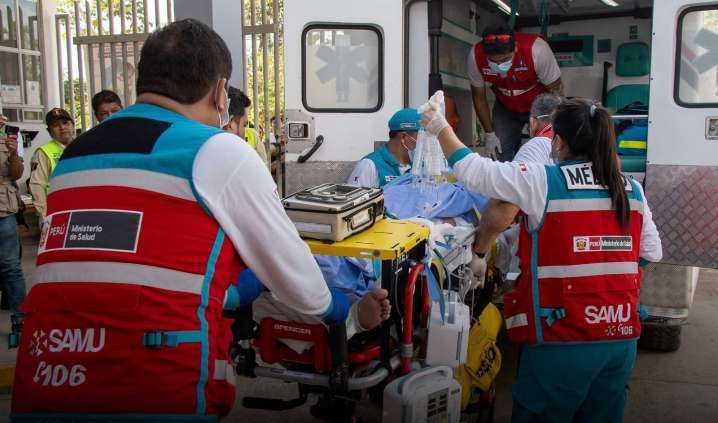 SAMU trasladó a pacientes con graves quemaduras desde Ucayali a Lima