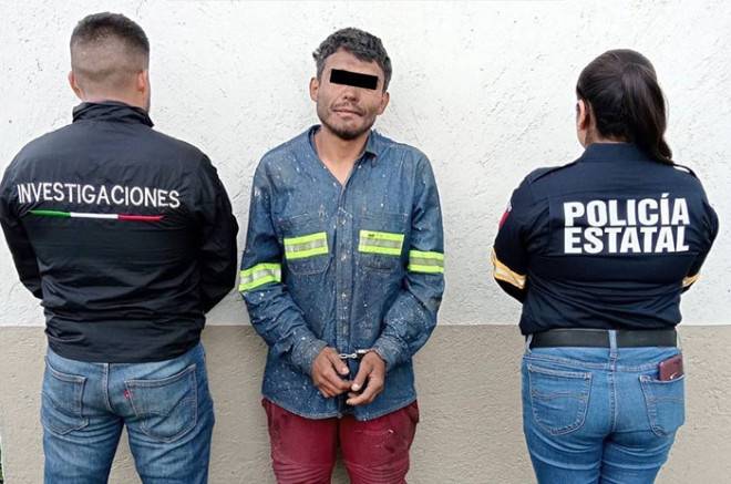 Lo agarran golpeando a alguien y le hallan droga en #Xonacatlán