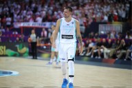 Luka Doncic Makes EuroBasket History Without Breaking Ex-NBA Star’s Record in Poland Loss EuroBasket 2025 opener sees Luka Doncic dominate the court as Slovenia falls in a challenging matchup against 