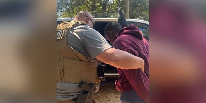 15-hour manhunt ends after man arrested, accused killing wife, injuring daughter