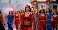 Galería | El ocio y los desfiles de Roma llegan a Xinzo con la Festa do Esquecemento