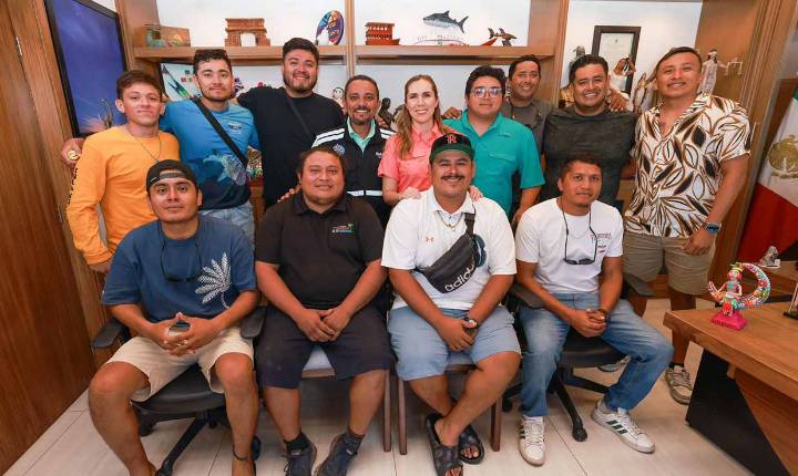 Atenea Gómez Ricalde fortalece el vínculo con las familias isleñas en la tercera edición del programa “Miércoles con la Gente”