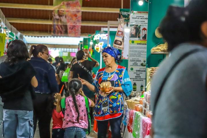 PEQUEÑOS PRODUCTORES RECUPERAN INVERSIÓN Y CONSOLIDAN VENTAS EN FENAPO