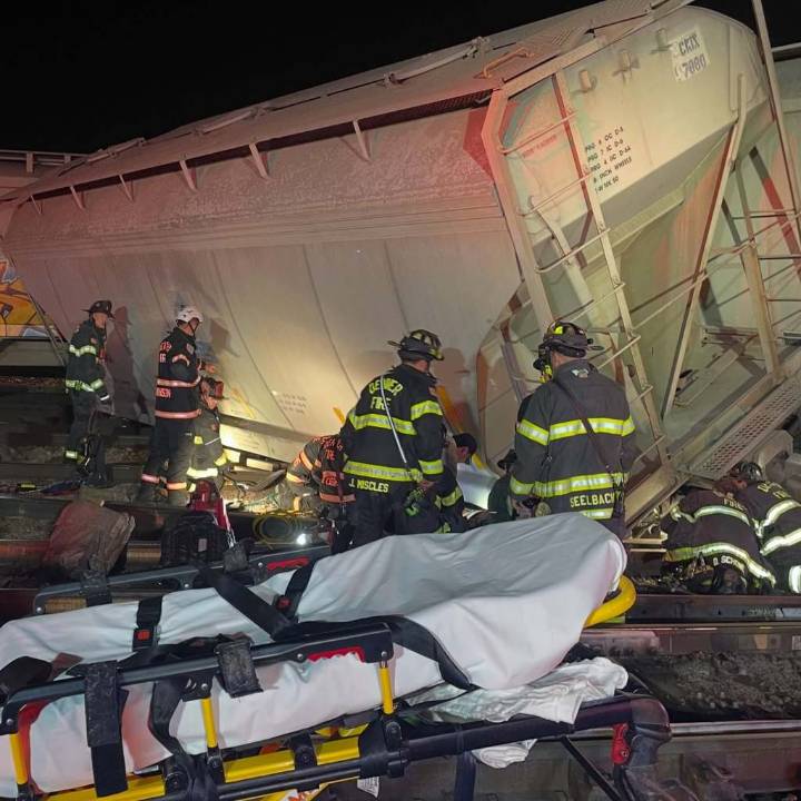 Denver rail worker trapped, seriously injured by derailed BNSF train