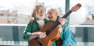 El secreto mejor guardado para permanecer enamorado de la vida, según la psicología