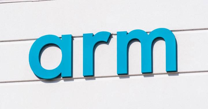 Top AWS chip engineer reportedly defects to Arm • The Register