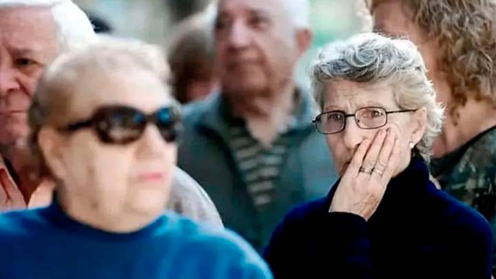 Jubilados y pensionados tendrán descuentos exclusivos en supermercados desde septiembre