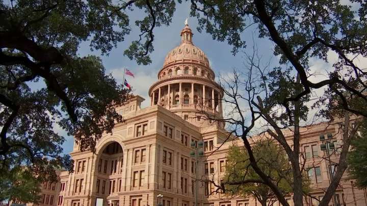 Gov. Abbott calls for second special session to tackle redistricting, flood relief