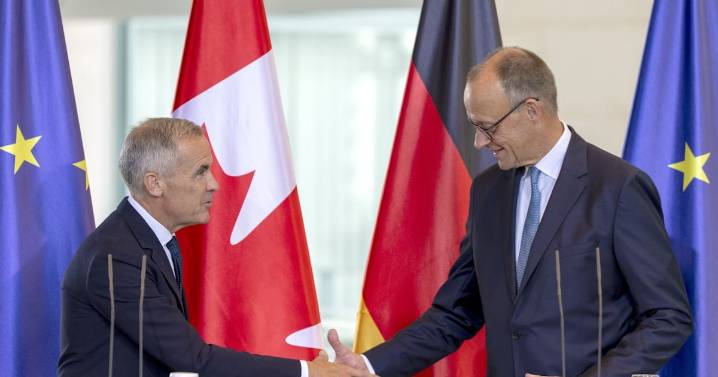 Canada cuts submarine buyer list to Germany, South Korea