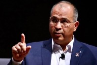 Ofrendan a México a ex titular de Pemex