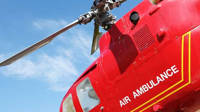 2 Kentucky firefighters seriously injured in crash while responding to fire