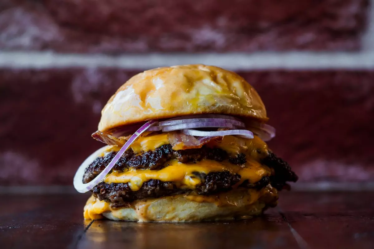 A Taste Of Tradition: Indy’s Smash Burgers