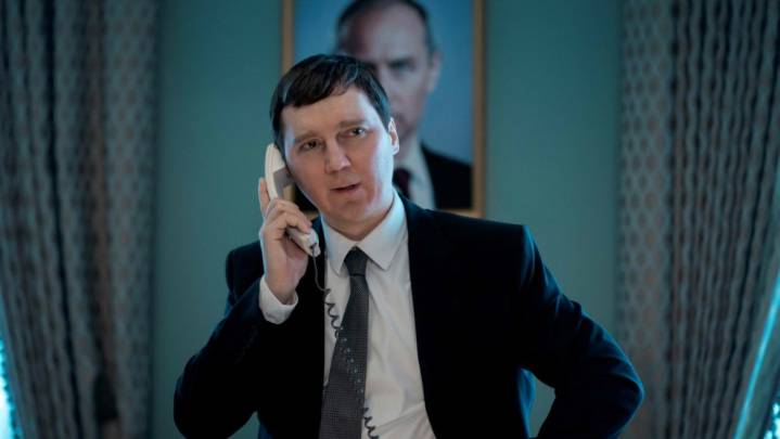 'The Wizard of the Kremlin' Review: Ace Acting in a Glorified TV