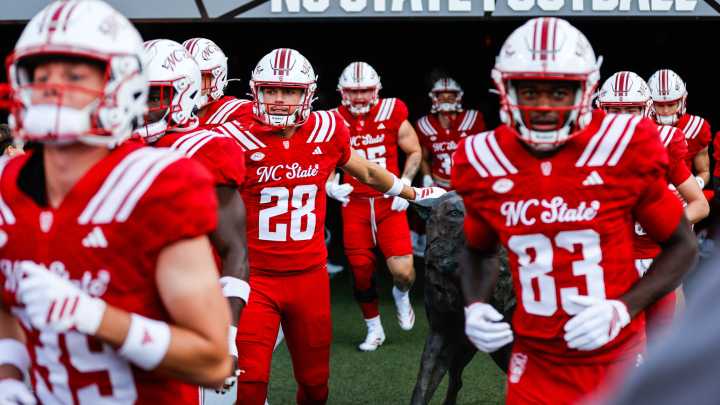 See the photos! NC State football vs East Carolina in Week 1