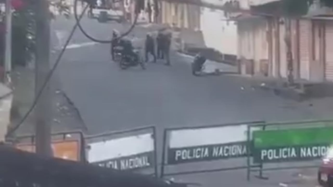 Atacan con explosivos estación de Policía de El Bordo, Cauca. Hay tres uniformados heridos