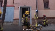 Muere una mujer en un incendio en un piso en Terrassa