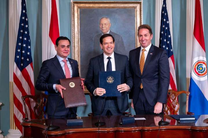 Paraguay y EU firman acuerdo sobre “tercer país seguro” contra migración irregular