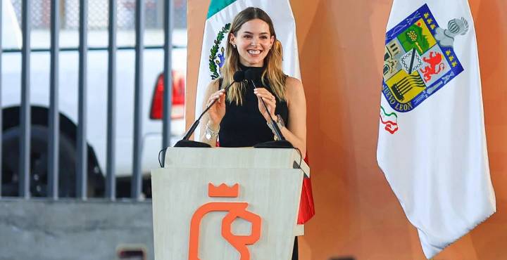 Adrián Marcelo, multado y obligado a disculparse con Mariana Rodríguez