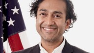 FDA official returns to agency after Loomer