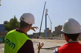 Fotogalería | El adiós a las emblemáticas torres de La Romareda