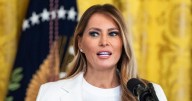 Amenaza Melania Trump con demandar a Hunter Biden por vincularla con Jeffrey Epstein