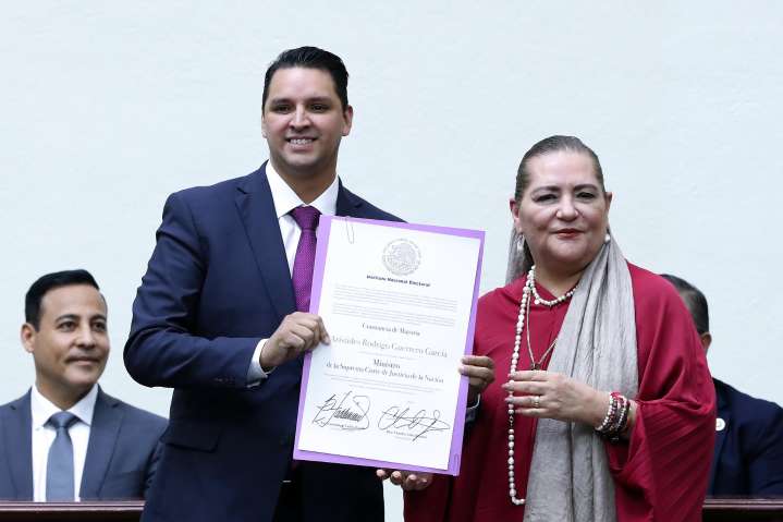 Un ministro mexicano electo al Supremo sufre un accidente vehicular y está en recuperación