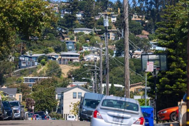 Mother of ICE detainee prays for ‘miracle’ as stunned East Oakland neighbors reckon with arrests