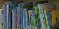 Study: Preschoolers learn to read better through print and parental support