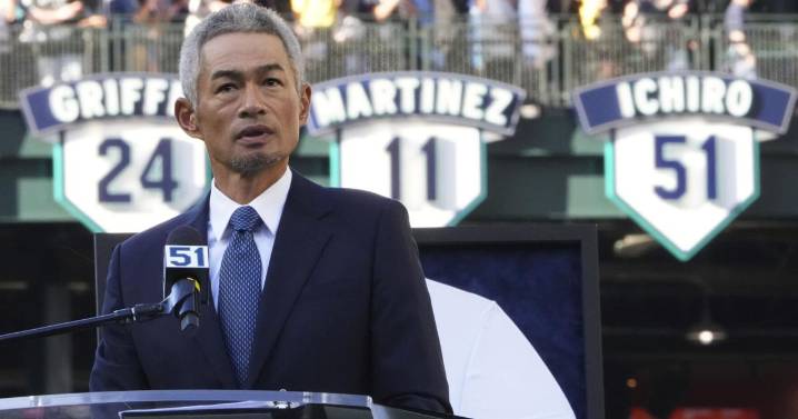 Hall of Famer Ichiro Suzuki joins Mariners legends with No. 51 retirement