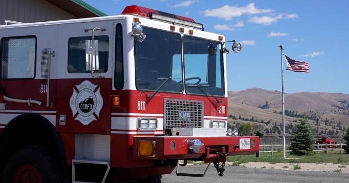 Canyon Creek firefighters purchase new equipment to improve communication