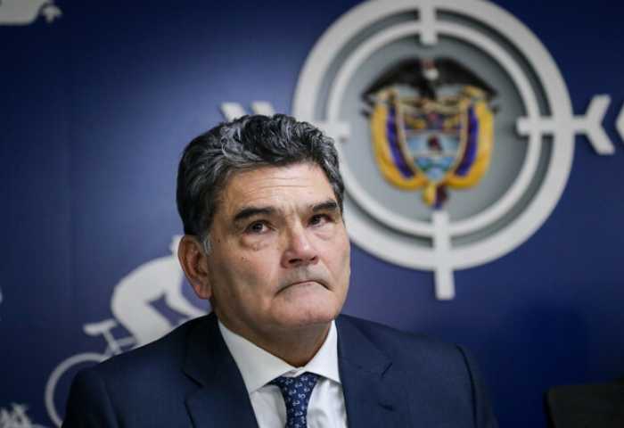 Eljach advierte con máxima sanción a quien se «descarrile» en la Política
