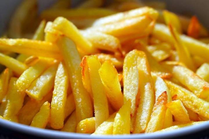 ¿Las papas fritas son chilenas?: Estudio vincula su origen a una fiesta en Nacimiento