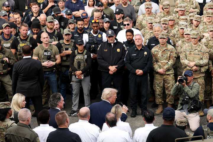 Chicago: Trump threatening to invade Illinois is more than a “distraction” from kitchen