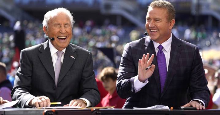 Final ‘not so fast!’ — Lee Corso ends headgear era on ‘College GameDay’